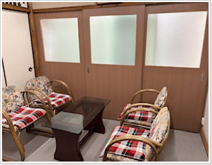 栗東市 安養寺治療院の待合室